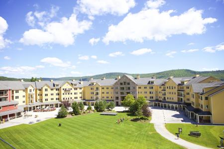342/344 QIV Jackson Gore Inn