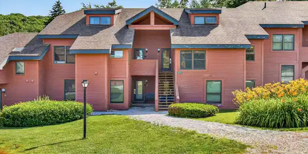 524 East Mountain Road