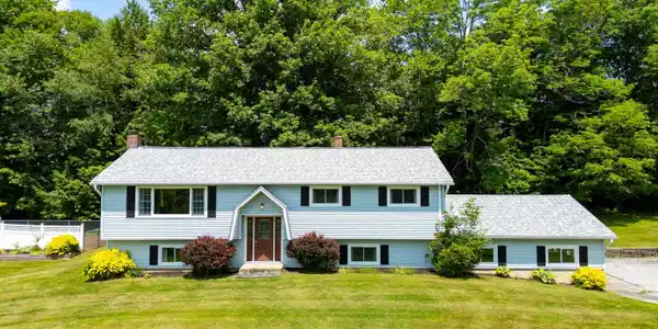 863 Perry Hill Road
