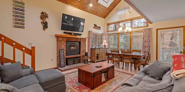 140 Forest Ridge Drive