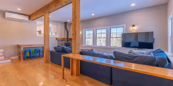 Image 4: Cozy Family Room with a View