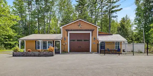 1287 Bearcamp Highway