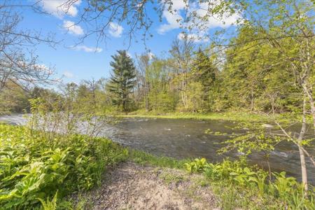18 River Bend Lane