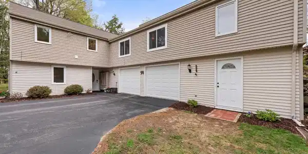 8 Alden Drive