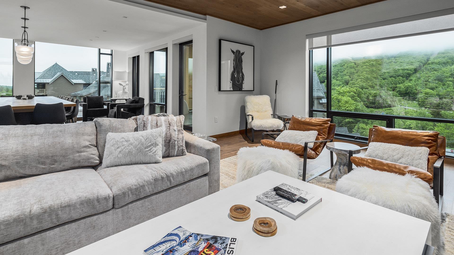 Image 3: Living Room Image 3: Living Room