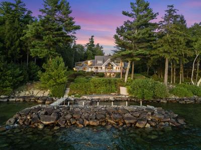 20 Elm Point