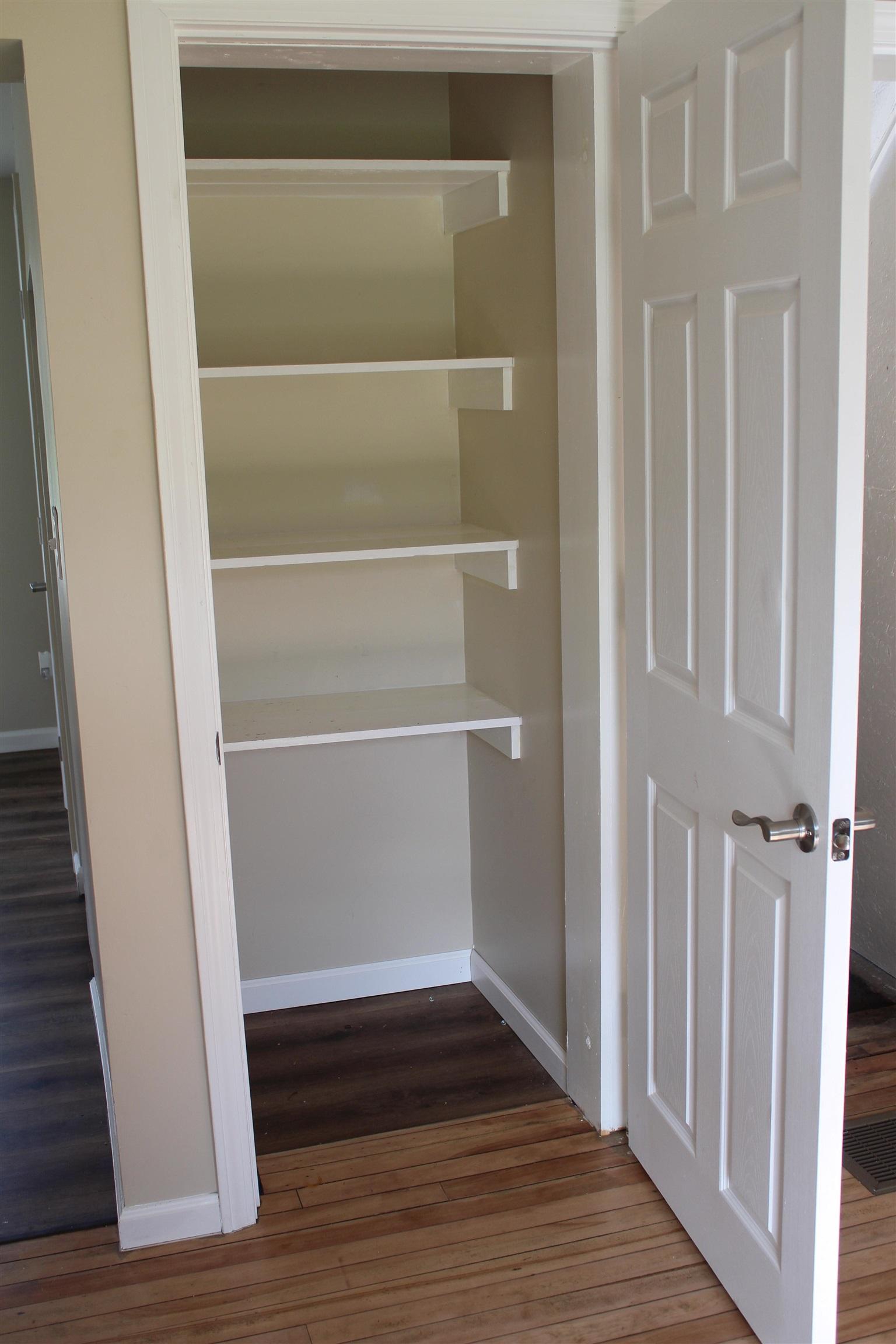 Image 4: Kitchen Pantry