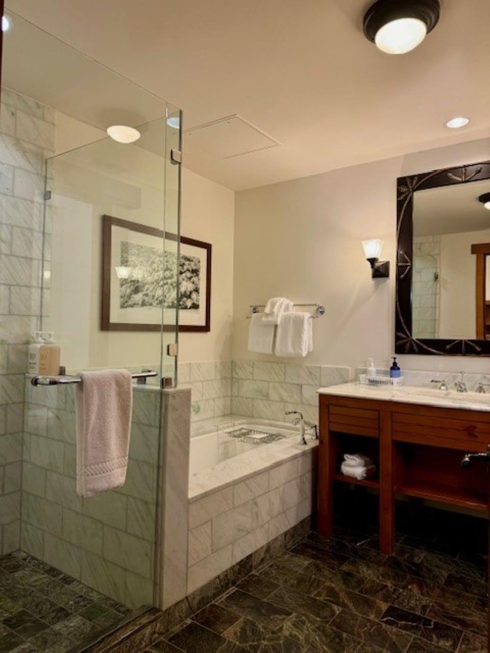 Image 2: Bathroom Image 2: Bathroom
