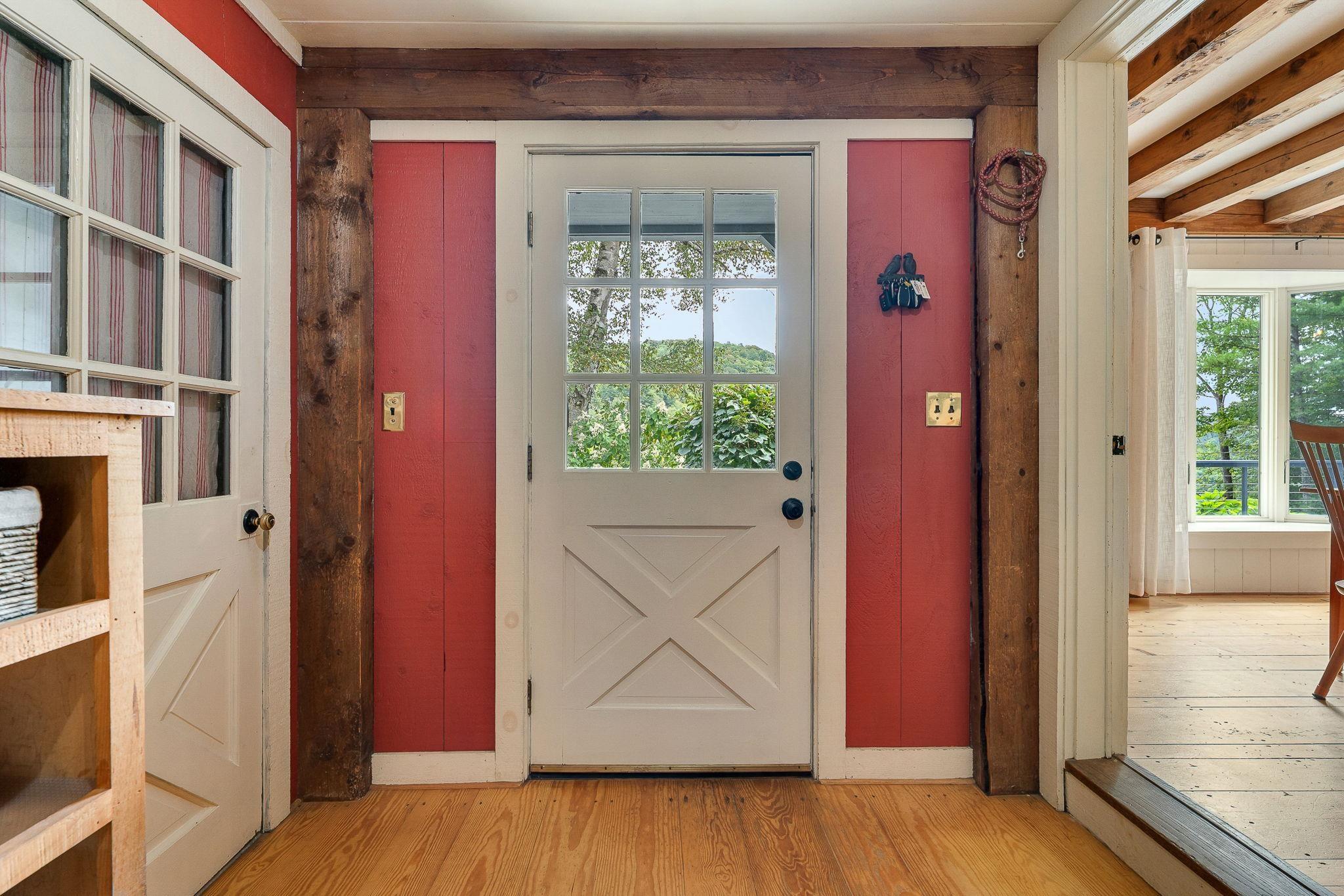 Image 4: Entry to Mudroom and Garage
