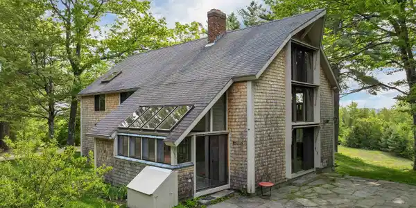 76 Mountain Road