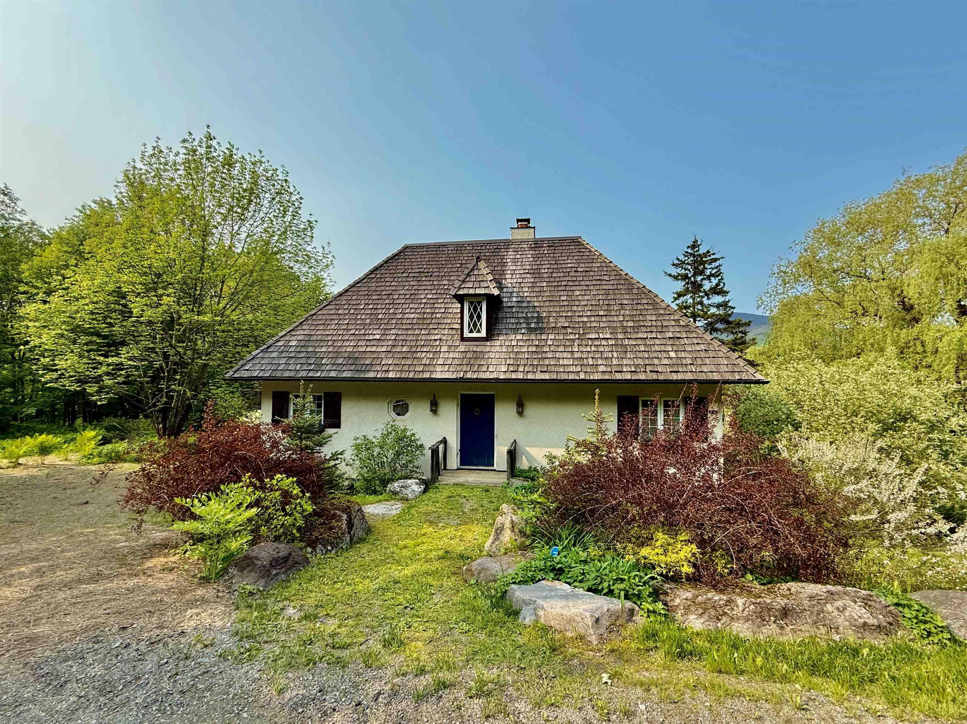 Image 1: Tucked away guest house Image 1: Tucked away guest house