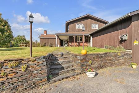 915 Turnpike Road