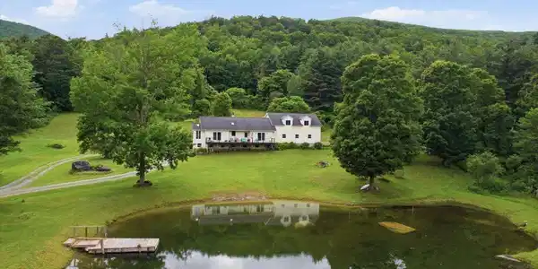 405 Old West Road
