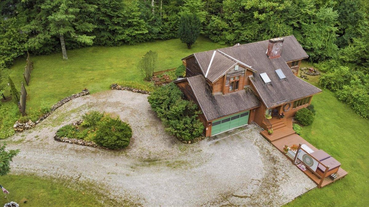 Image 2: Overview of 134 Fox Hill Rd Image 2: Overview of 134 Fox Hill Rd