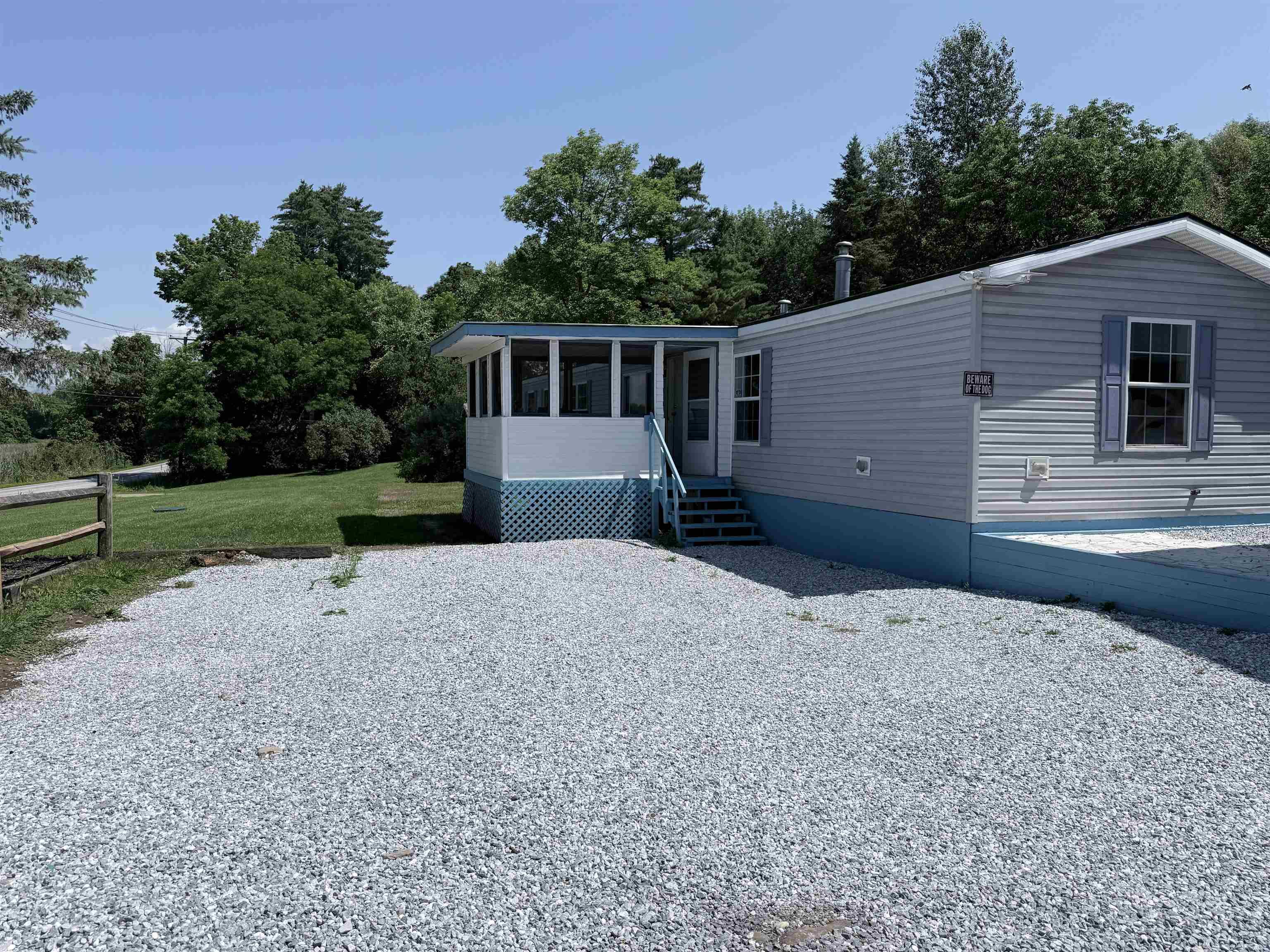 Image 2: 3 bedroom 2 bath home waiting for you Image 2: 3 bedroom 2 bath home waiting for you