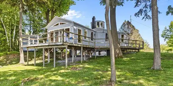 144 Lakewood Drive