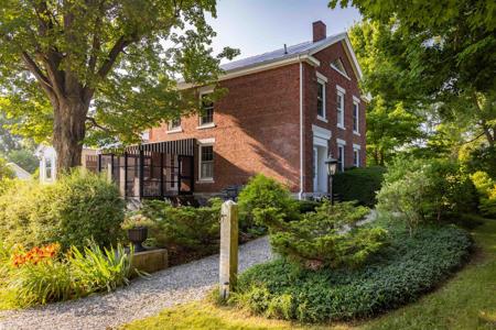 888 Botsford Road