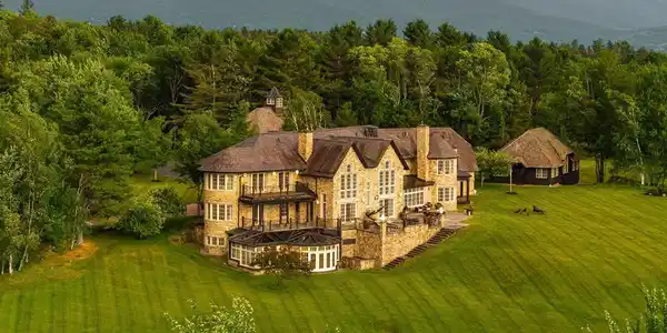 2575 Weeks Hill Road