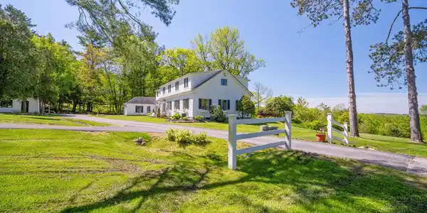104 Knights Hill Road