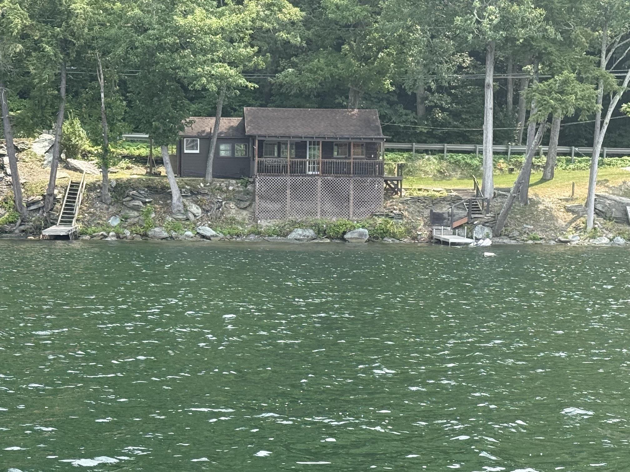 Image 3: SPARKLING WATER VIEWS Image 3: SPARKLING WATER VIEWS