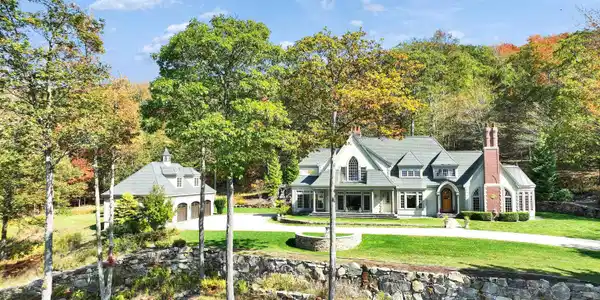 59 Westview Drive
