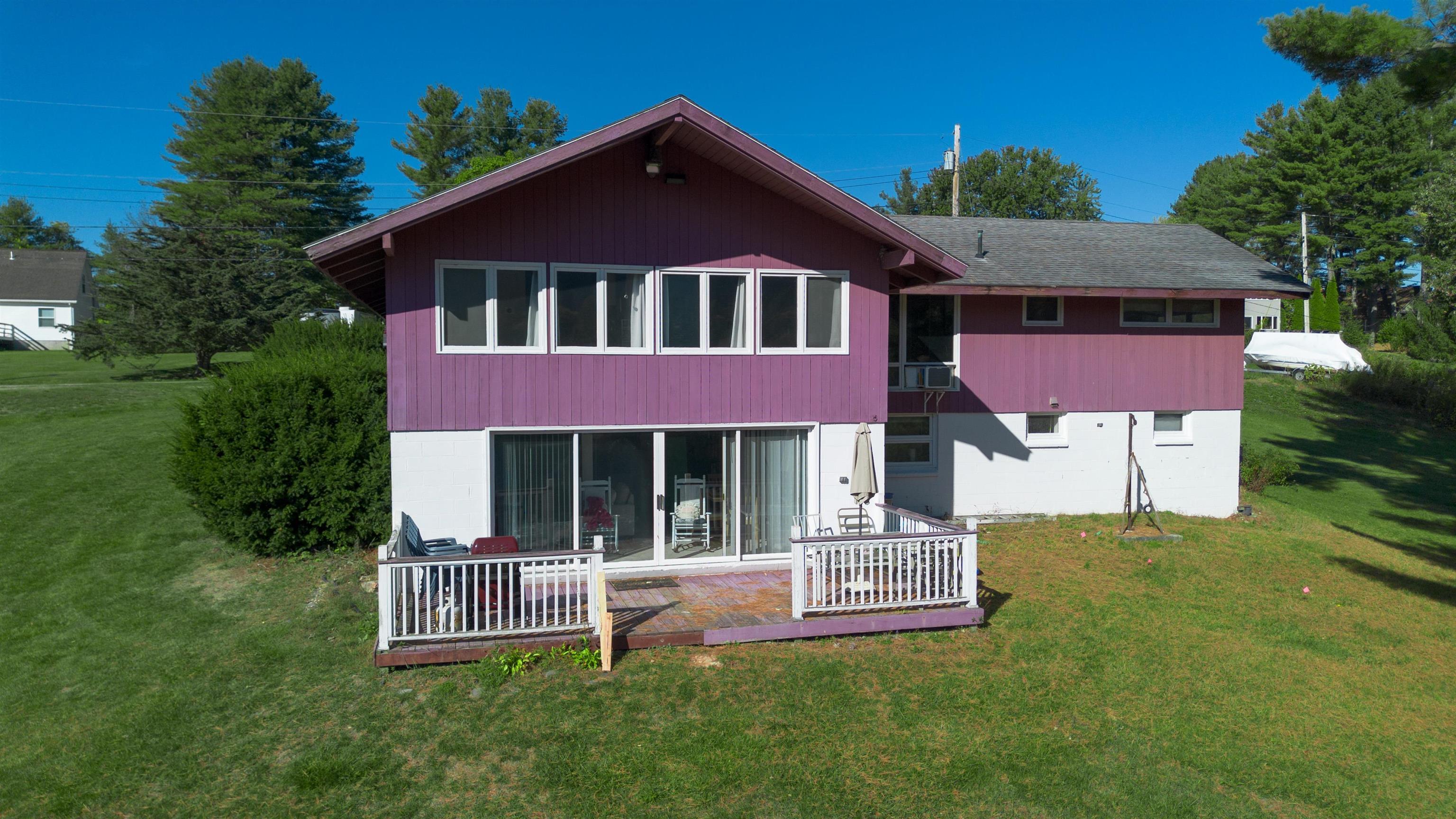 Image 2: 3 BEDROOM 2 BATH