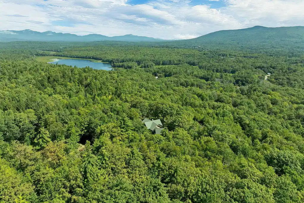 Image 1: Breathtaking Views of Lake Winnipesaukee, Ossipee Mtn Range, Image 1: Breathtaking Views of Lake Winnipesaukee, Ossipee Mtn Range,