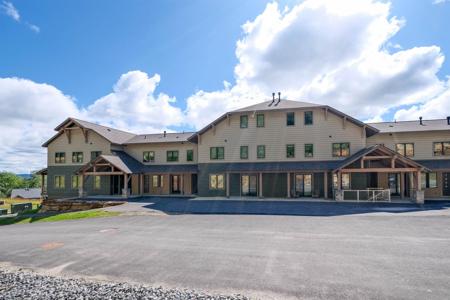 37 Village Center Road