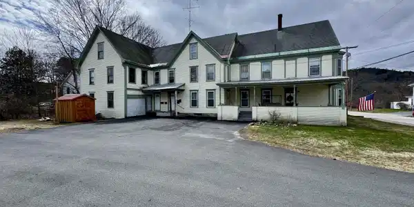 20 Pine Street