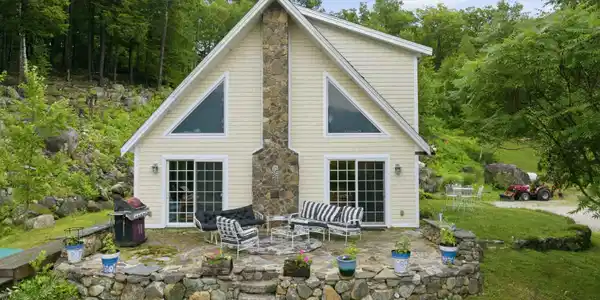 125 Cunningham Pond Road