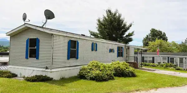 8 Hilltop Manor Mobile Home Park