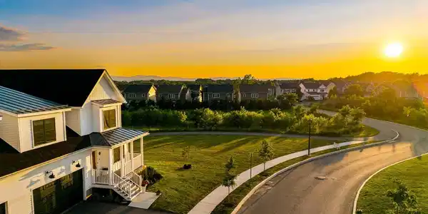 96 Aurora Road