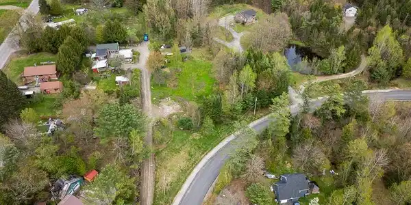 62 whitcomb Drive