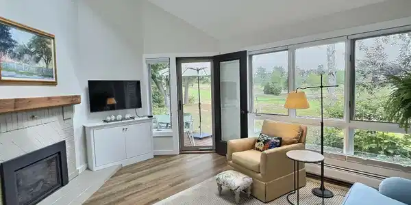 10 Seasons Condominiums