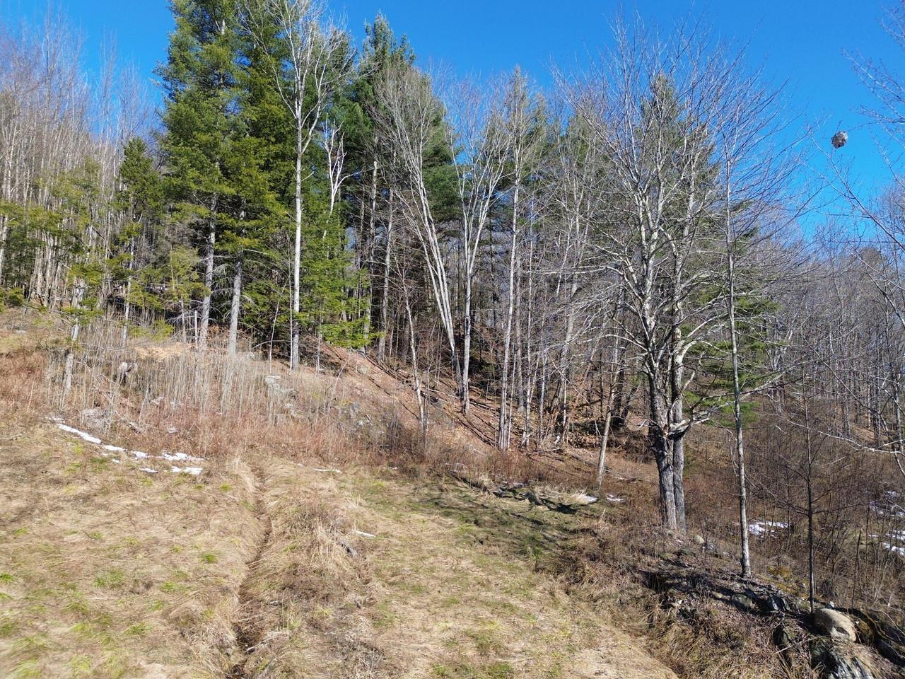 Image 1: Sloping hillsides Image 1: Sloping hillsides