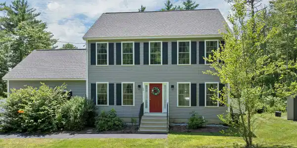 98 Eaton Road