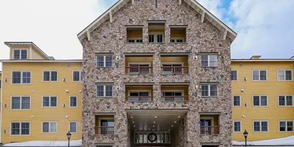 Image 4: Located with a balcony in the stone facade