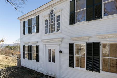 85 Academy Road