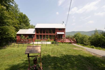 14 Mountain Ridge Road
