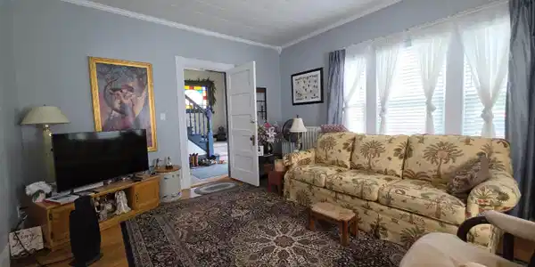 Image 4 Image 4