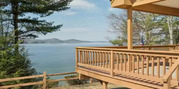 9 Umbrella Point