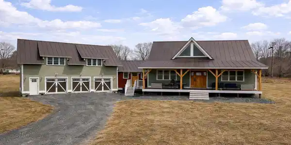 77 Paradise Lane