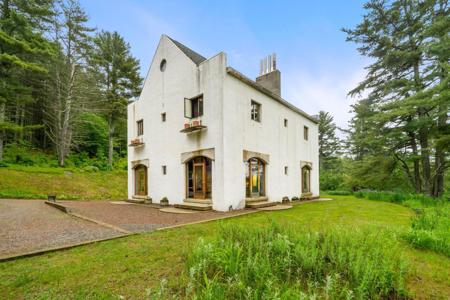 435 & 437 Avery Hill Road