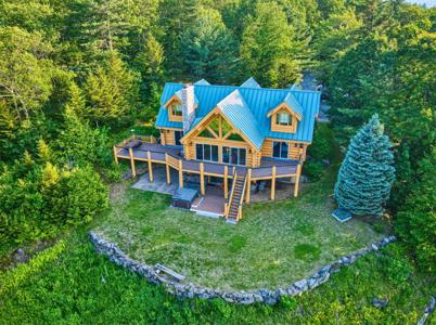 10 Eastridge Road