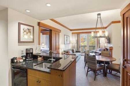 7412 Mountain Road