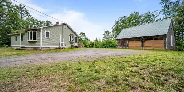 220 Athol Road