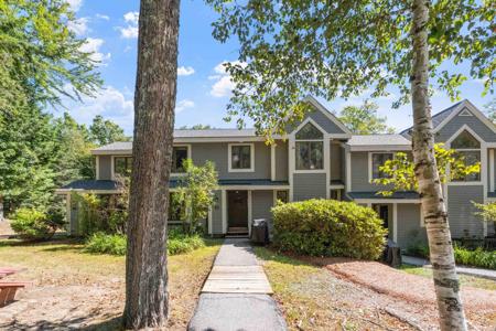 18 Woodsview Lane