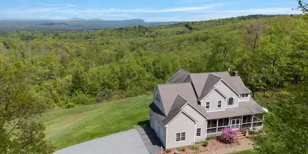 496 Mountain Road