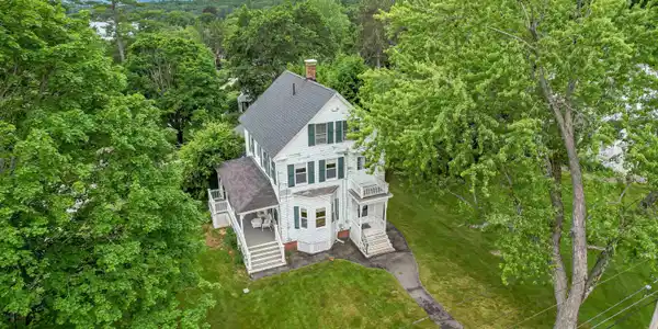 2 Pleasant Street