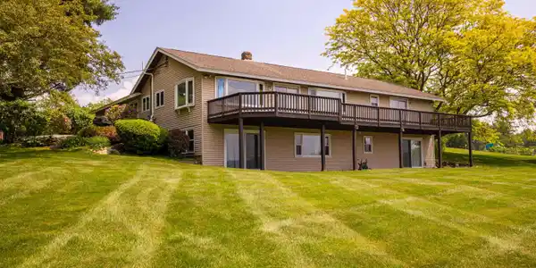 235 Mountain Road